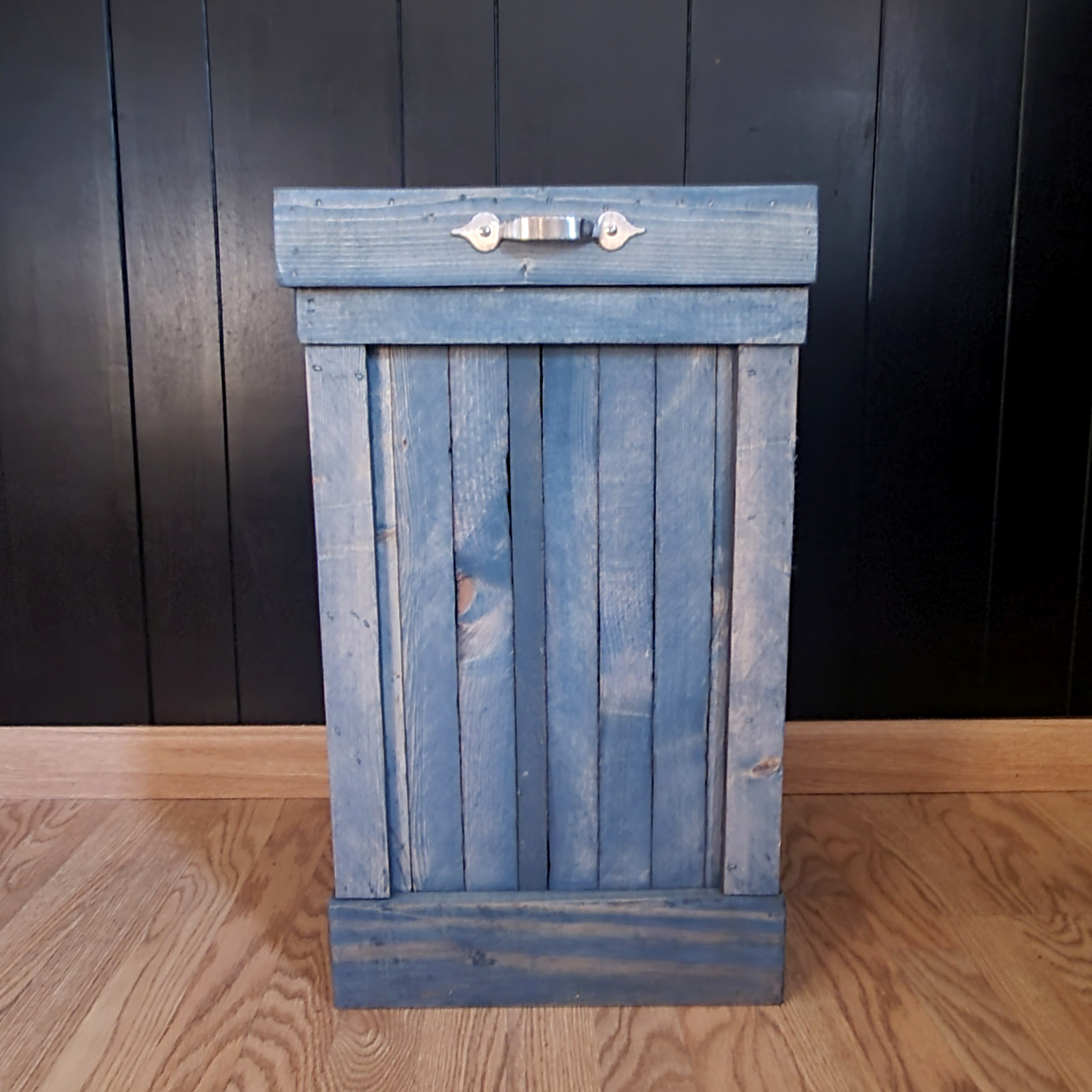 Wood Kitchen Trash Can – The Bitchy Cauldron