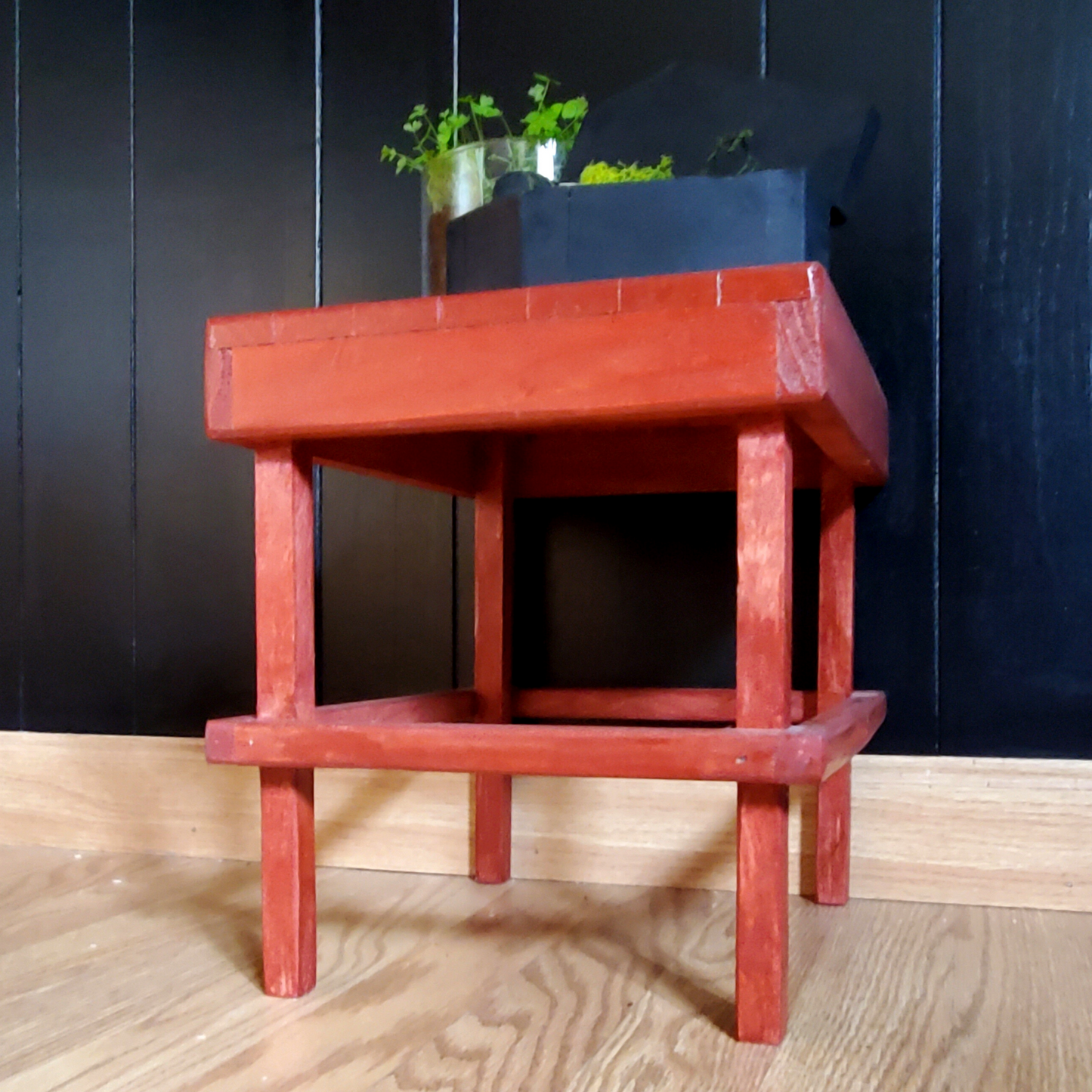 Redwood Cedar Plant Stand