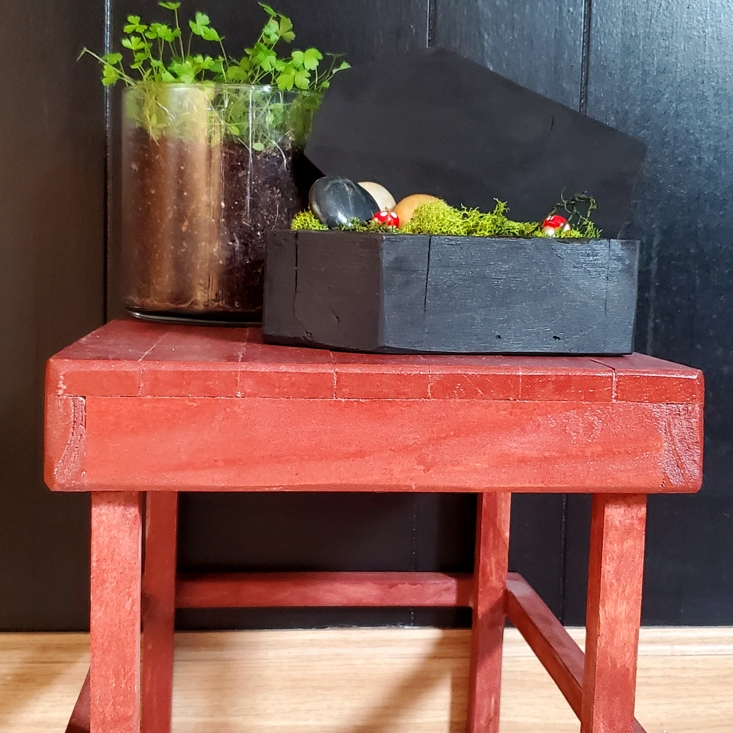 Redwood Cedar Plant Stand