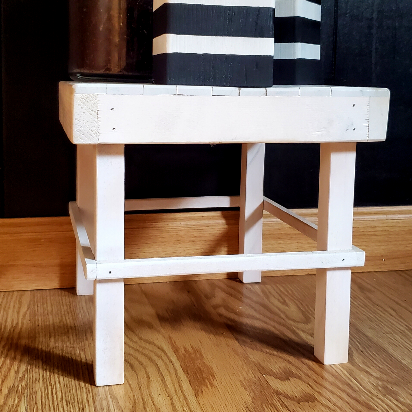 White Wood Plant Stand